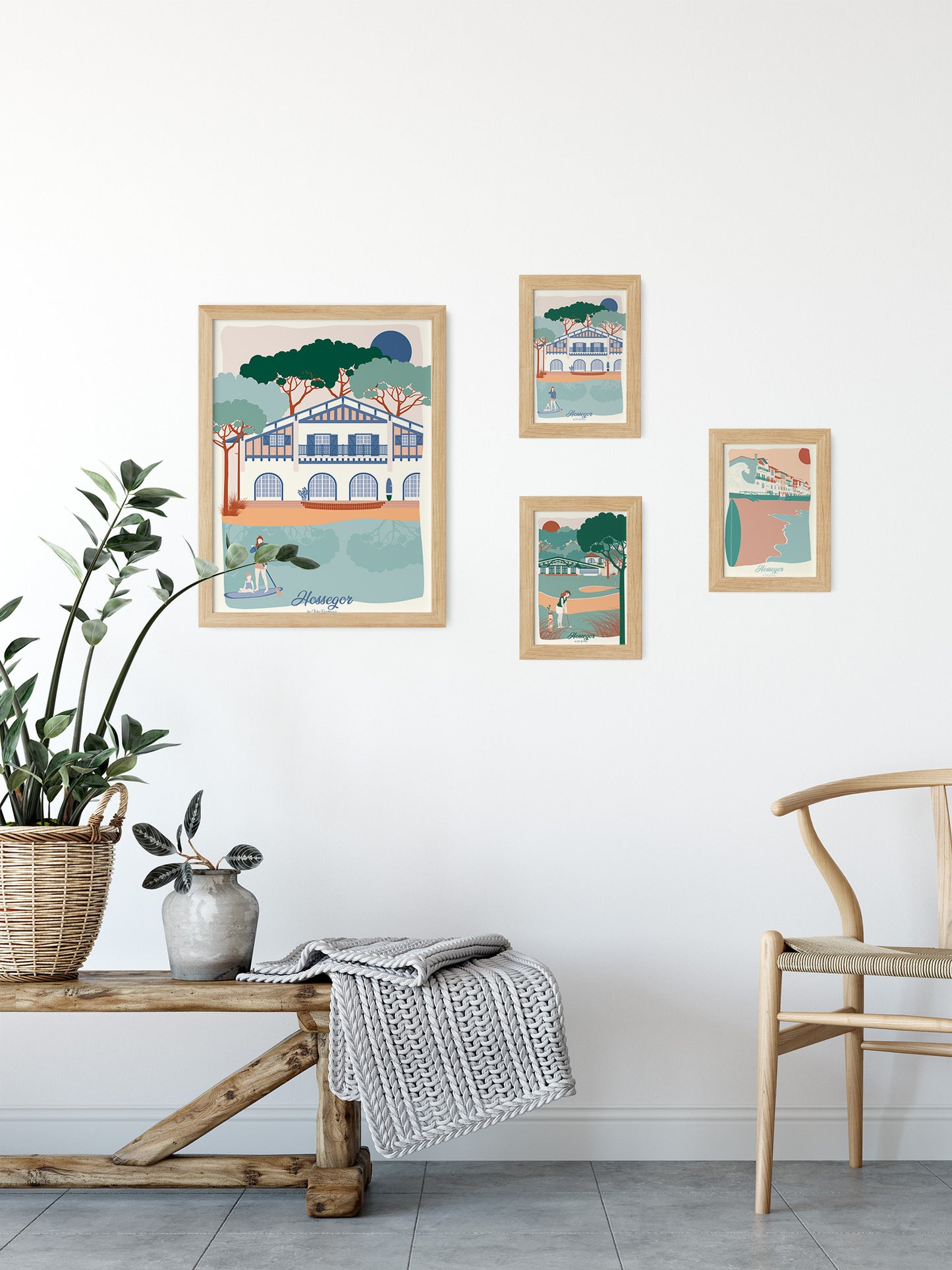 Cartes postales illustrées par Julie Roubergue sur le thème de Hossegor dans les tons pastel.