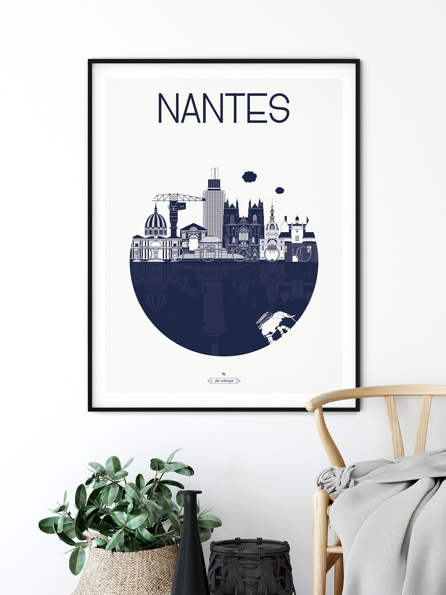 Affiche Nantes – La Ville mise en scène dans un intérieur moderne, parfaite pour une déco urbaine et architecturale.