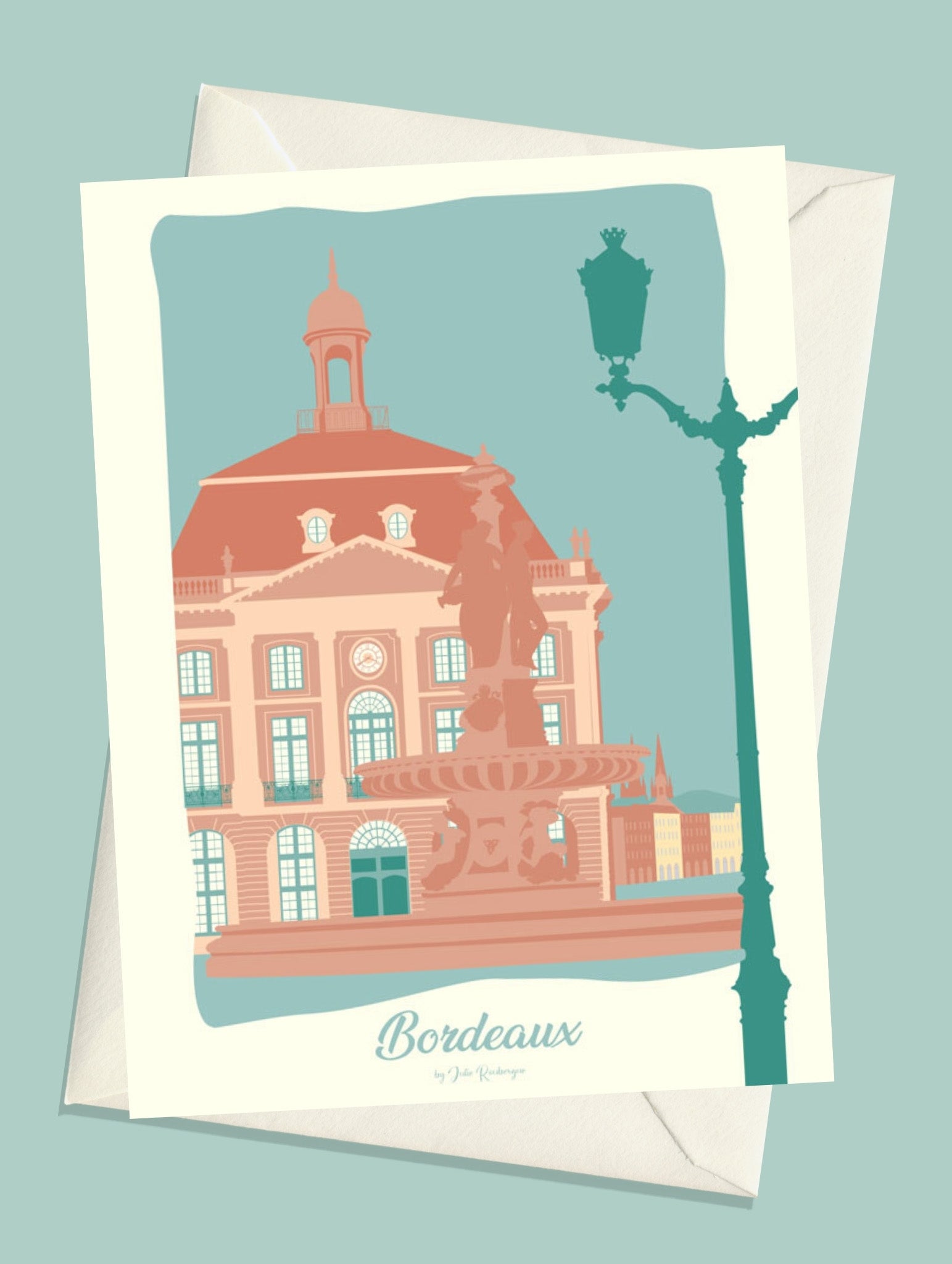 Carte postale illustrée intitulée “Bordeaux, Place de la Bourse” par Julie Roubergue, représentant la fameuse place de la Bourse qui fait face à la Garonne  dans des tons pastel.