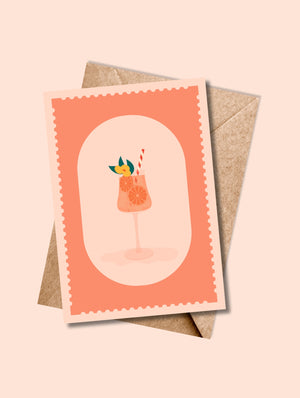 Carte postale L’Été, Le Cocktail avec enveloppe kraft – ambiance apéritif d’été, design coloré et élégant.

