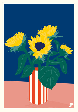 Carte postale Les Tournesols avec son enveloppe blanche, prête à envoyer.