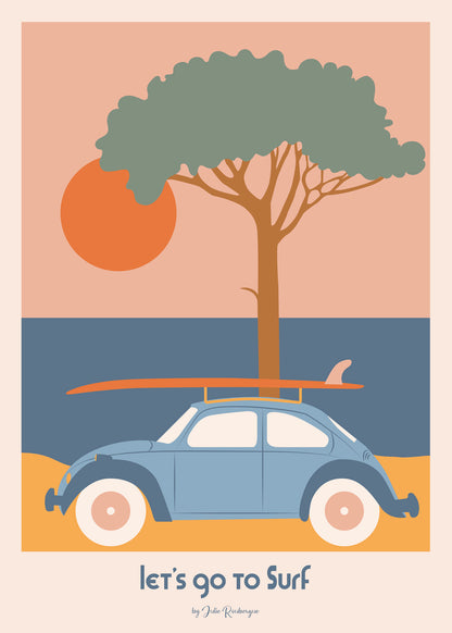 Carte postale Let’s Go to Surf – Coccinelle bleue, pin parasol et coucher de soleil en bord de mer.